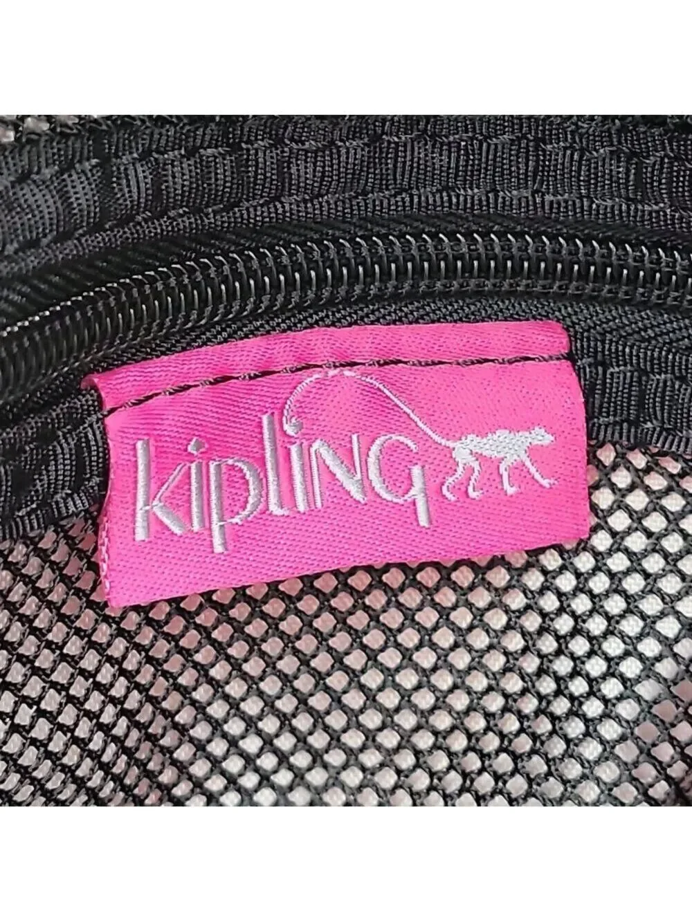 💗 Kipling Pink Messenger Bag w/ Monkey Charm – Cute, Lightweight & Ready to Go!